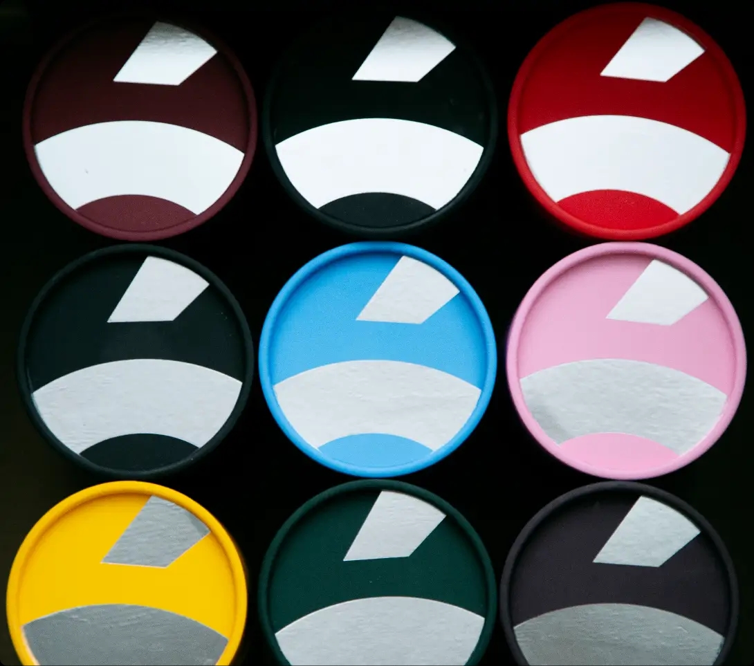 Свобода створювати. Один засіб — безліч можливостей: від глибокого відновлення волосся до створення ідеального глянцевого сяйва. Ви творите — продукт адаптується.