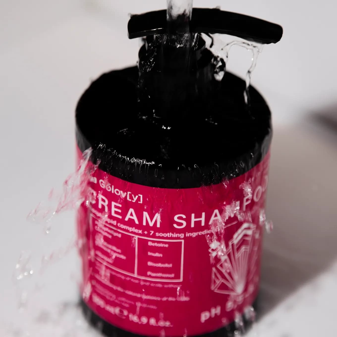 Крем-шампунь для чутливої шкіри голови 8