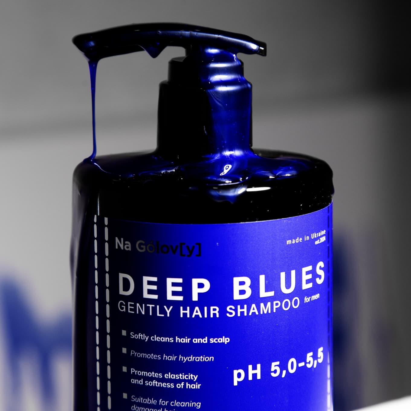 М'який шампунь для чоловіків DEEP BLUES 6