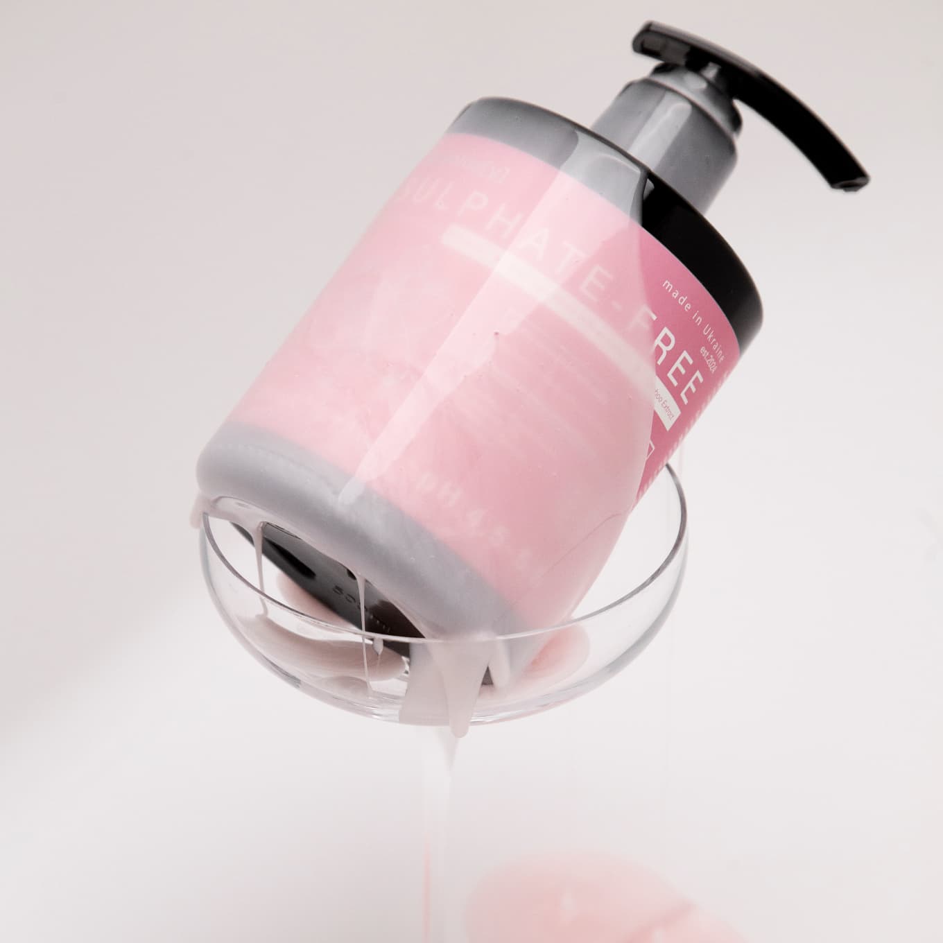 Безсульфатний шампунь для волосся 4 Безсульфатний шампунь для волосся 4